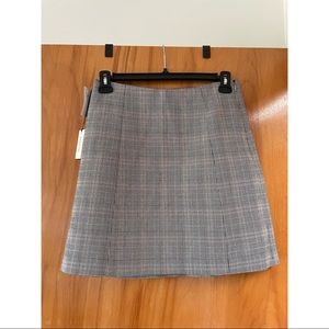NWT Aritzia Babaton Hopper skirt in micro-houndstooth plaid